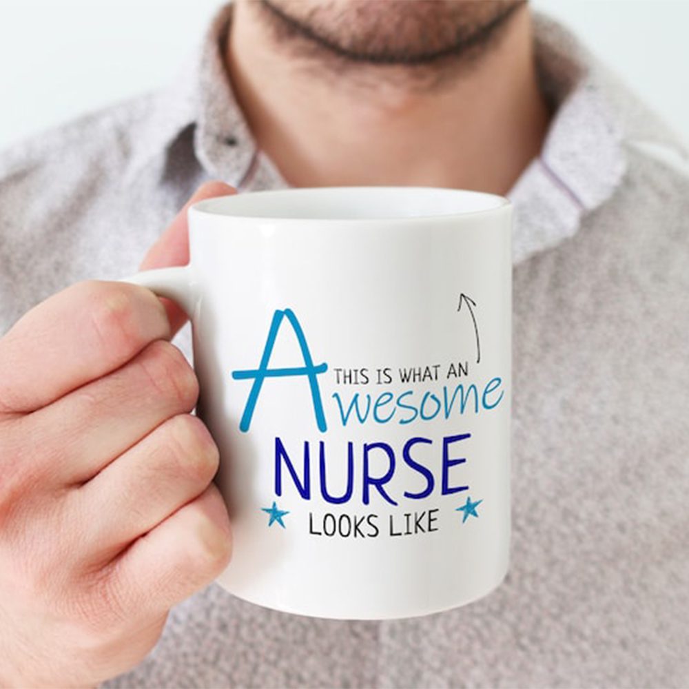 This is what an awesome nurse looks like| funny gift mug
